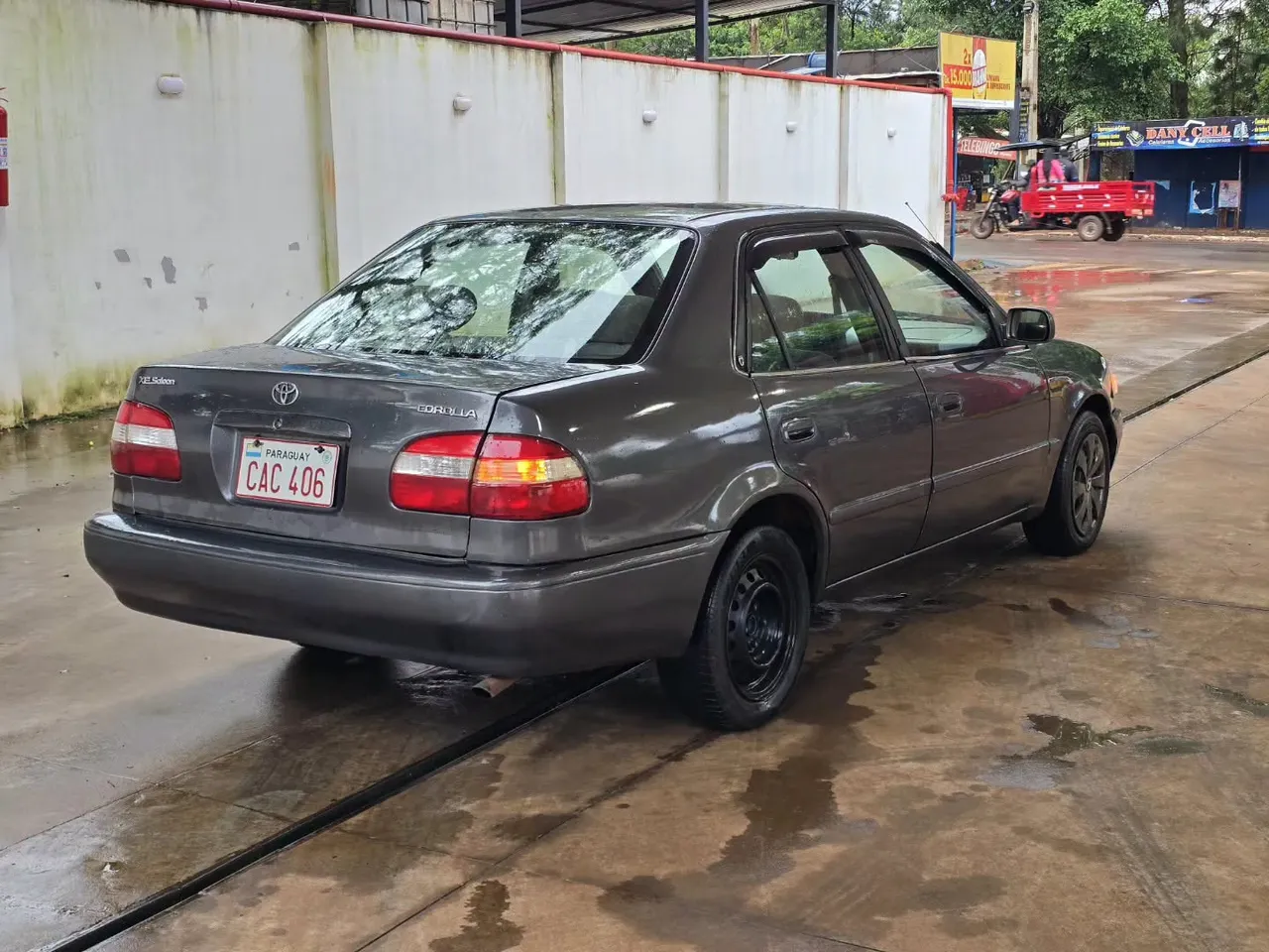 Toyota Corolla 2000