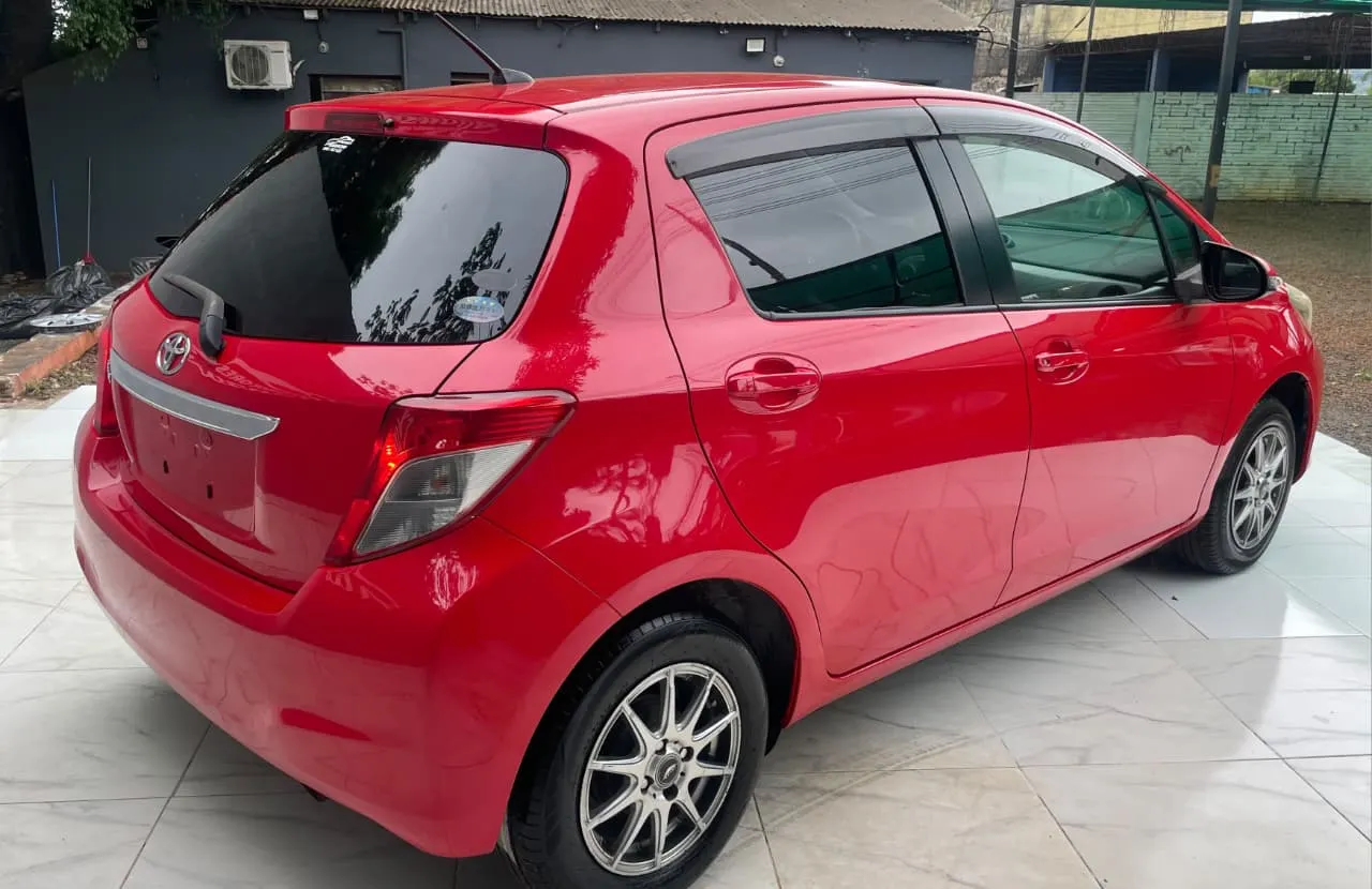 Toyota Vitz 2011