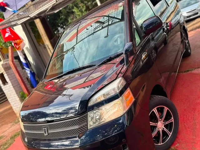 Toyota Voxy 2006
