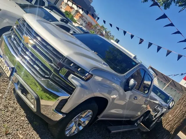 Chevrolet Silverado 2021