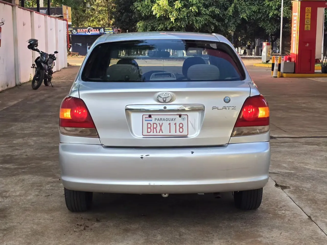 Toyota Platz 2003