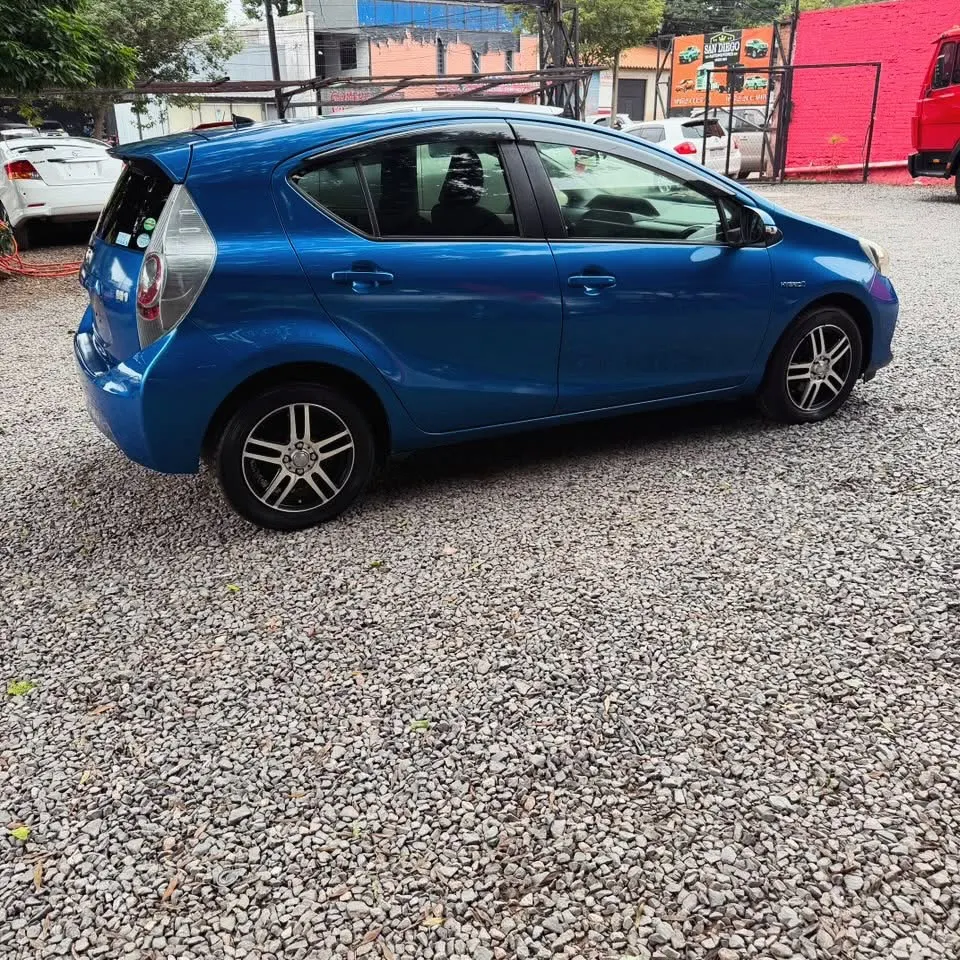Toyota Aqua 2013 Híbrido