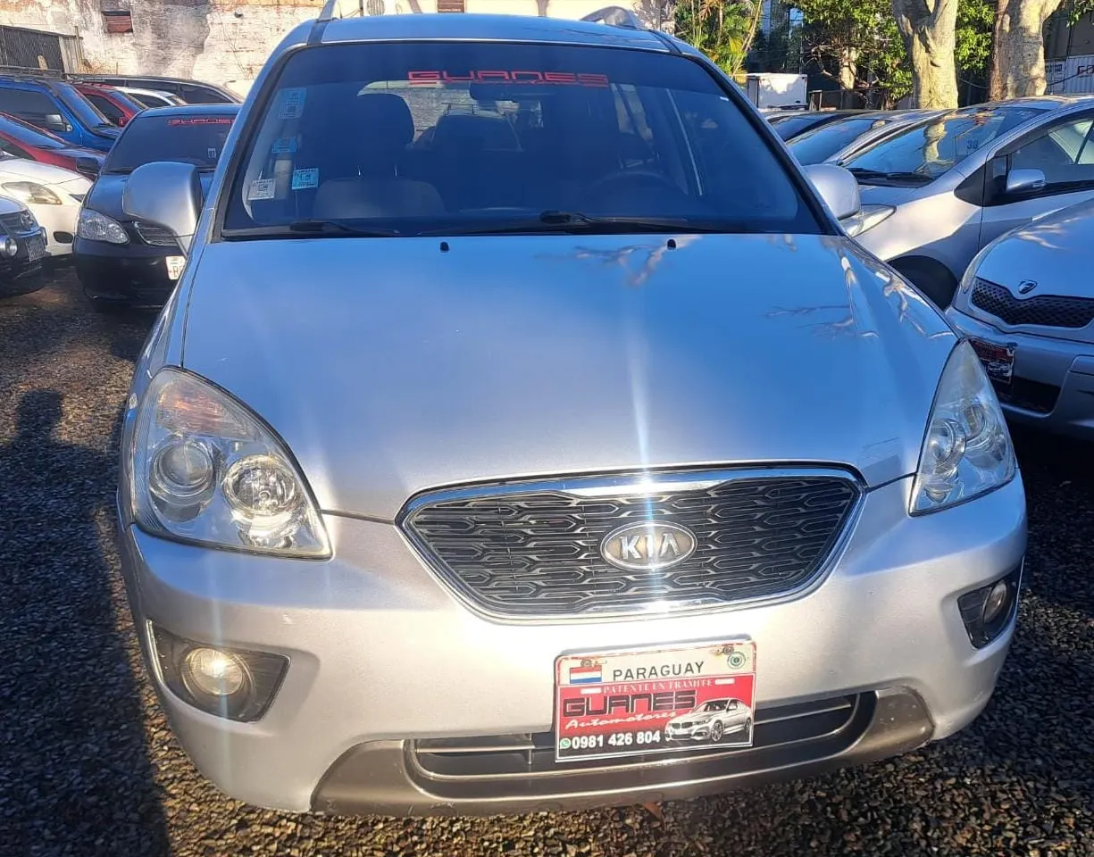 Kia Carens 2012