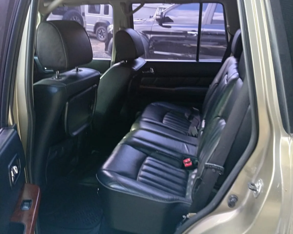 Nissan Patrol 2012