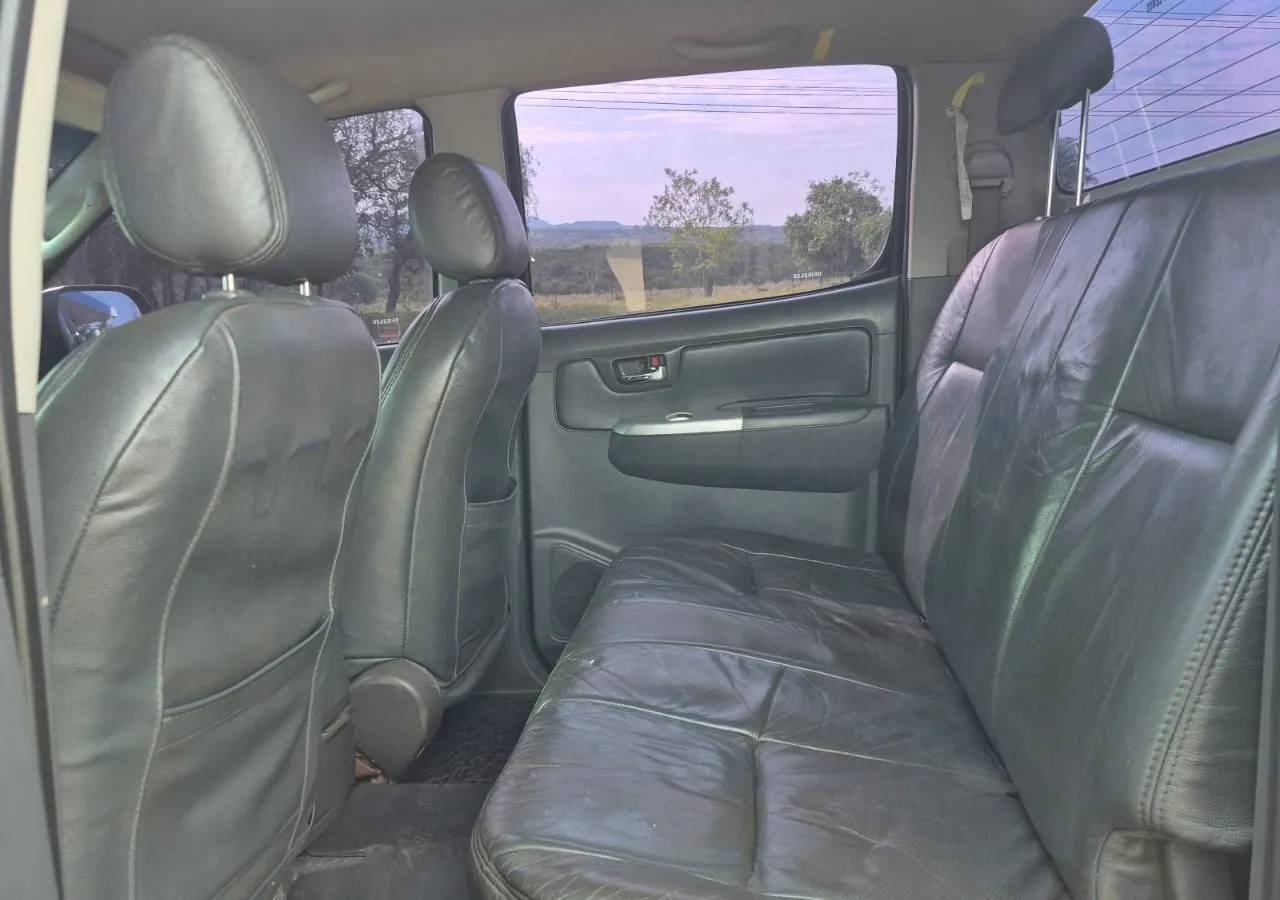 Toyota Hilux 2013