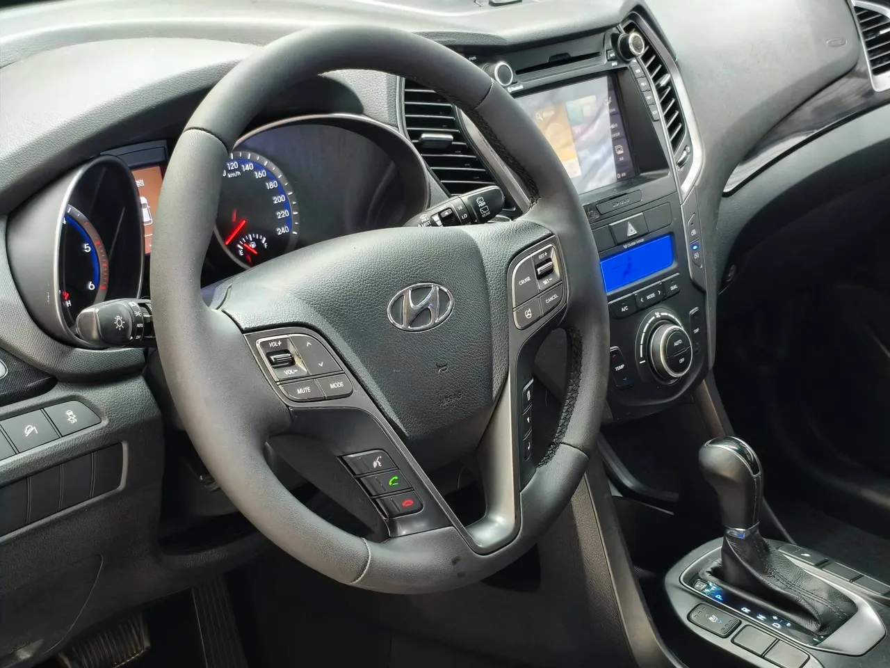 Hyundai Santa Fe 2014