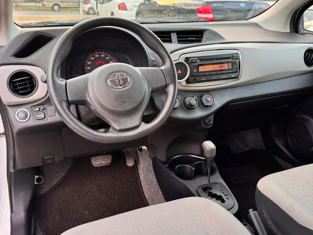 Toyota Vitz 2011
