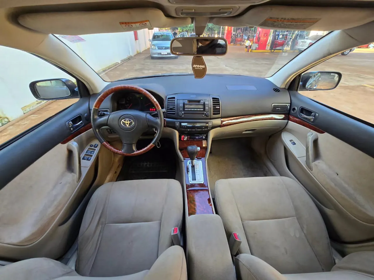 Toyota Premio 2004