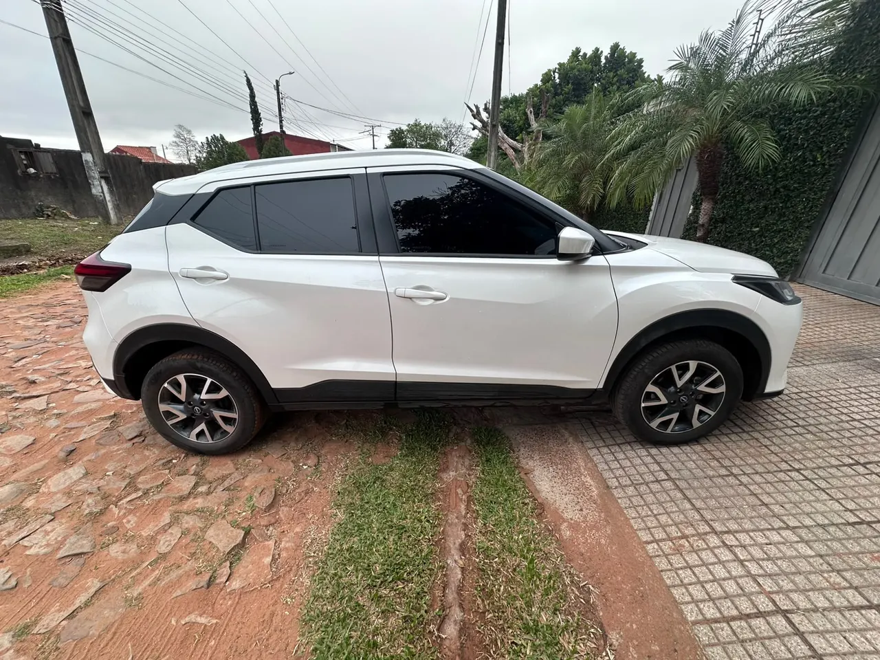 Nissan Kicks 2025