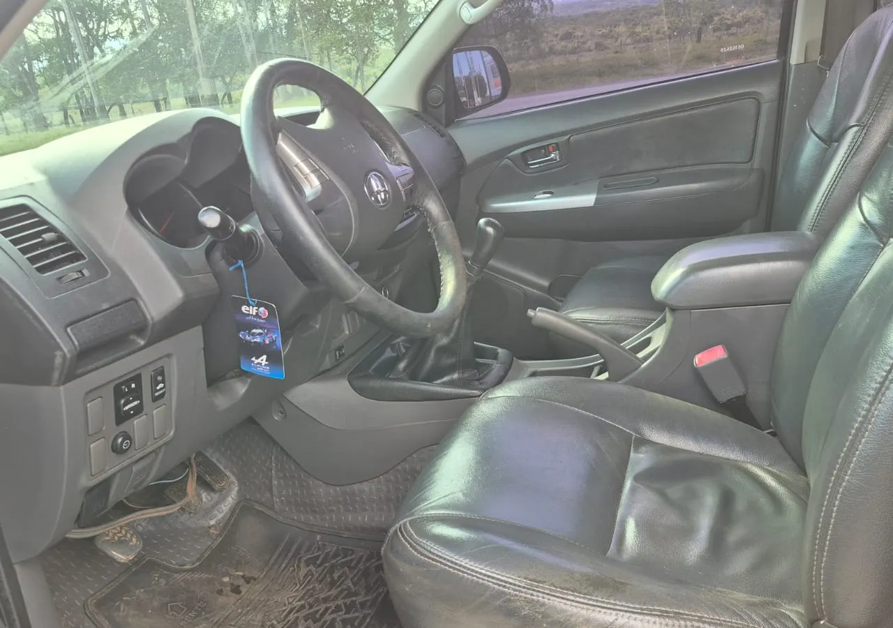 Toyota Hilux 2013