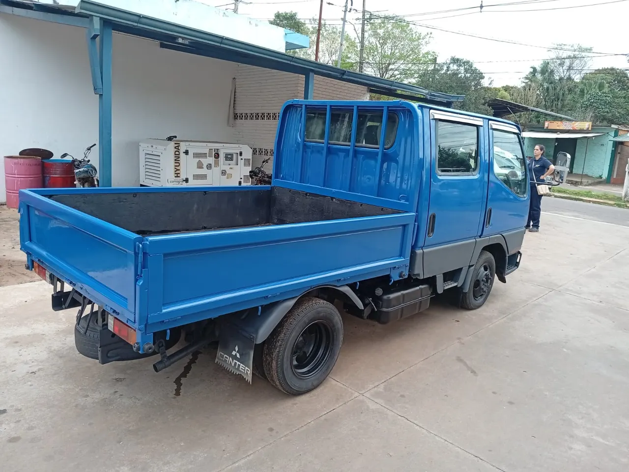 Mitsubishi Canter 2001