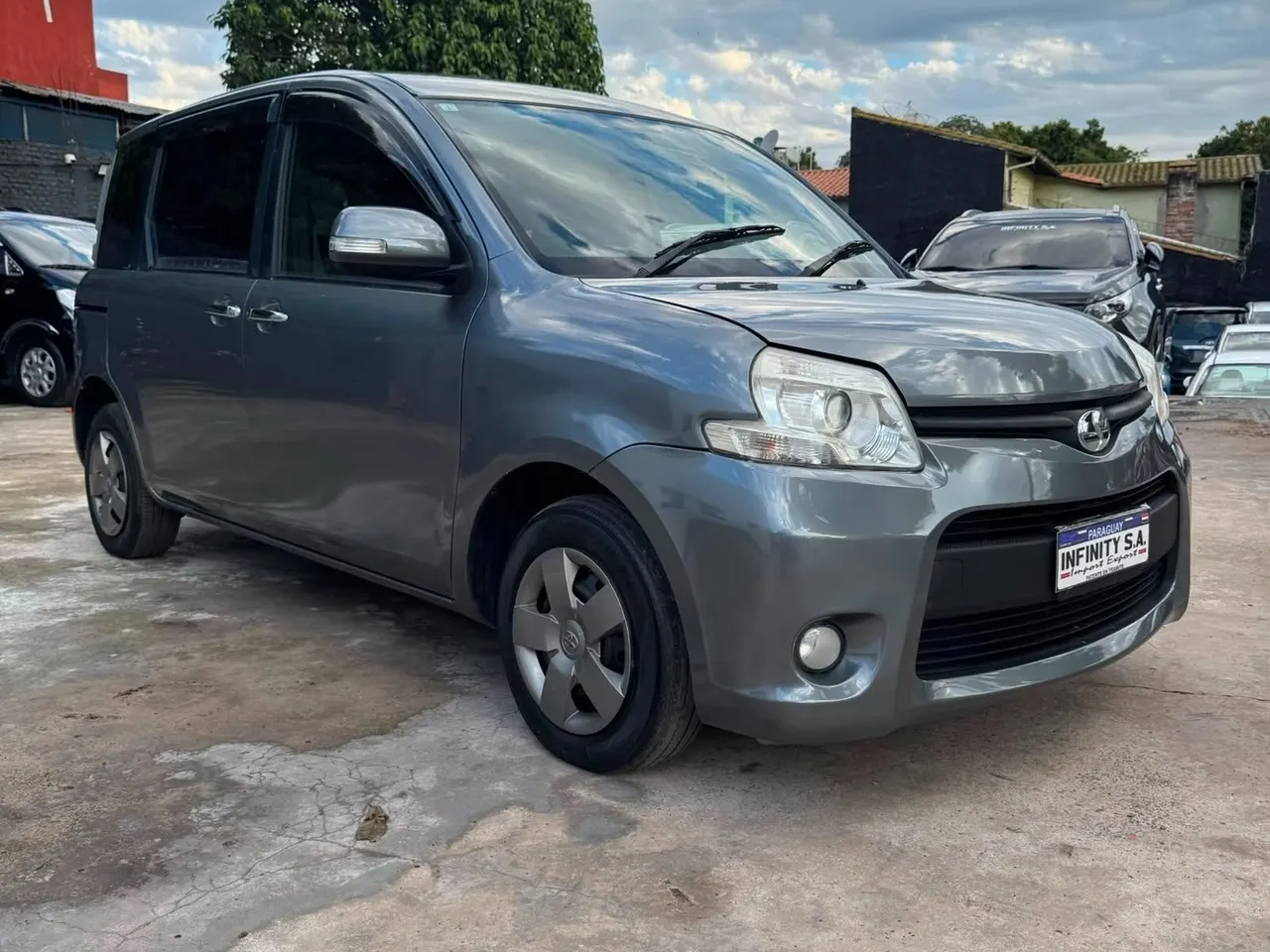 Toyota Sienta 2014 Full Equipo