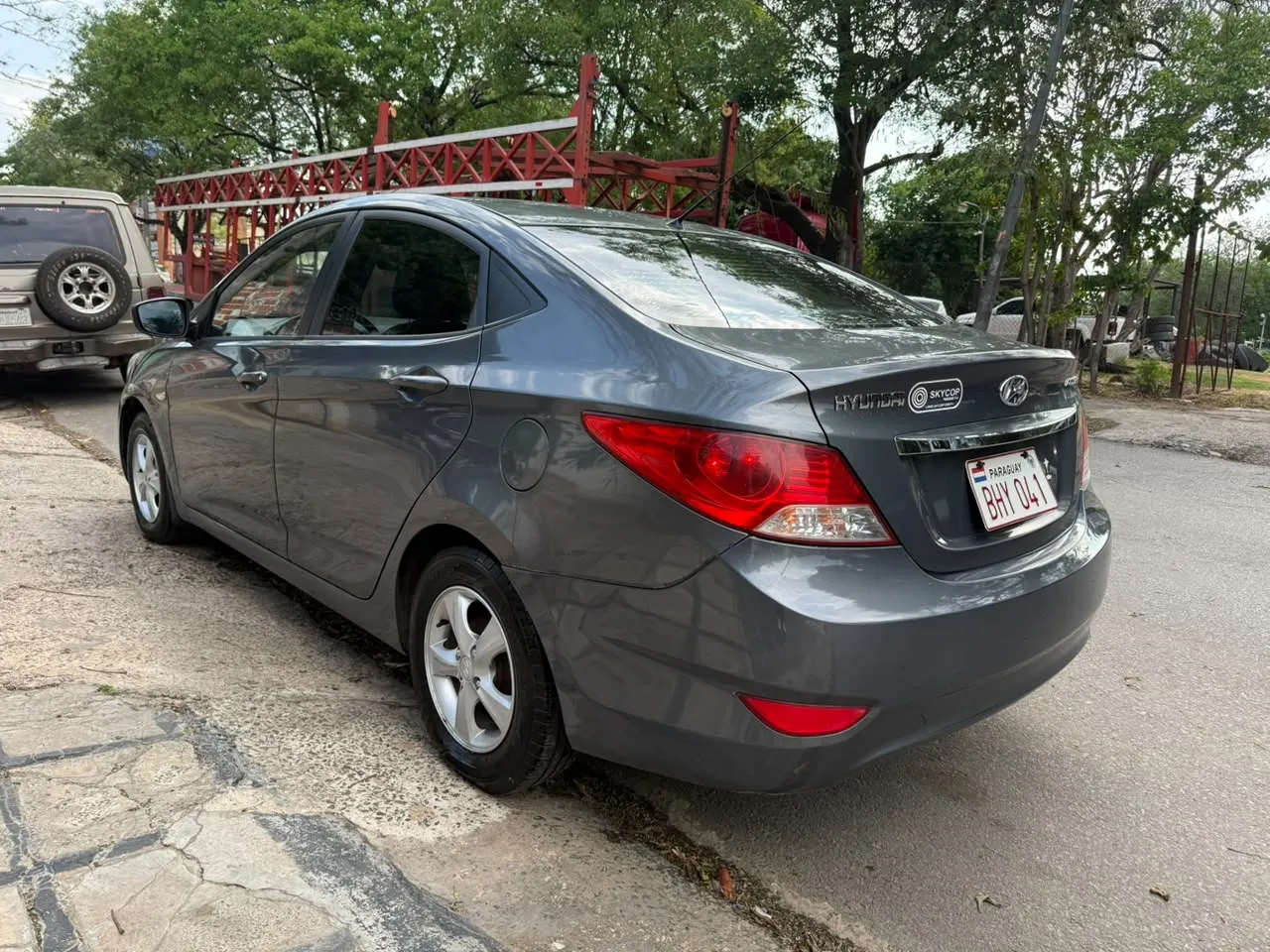 Hyundai Accent 2012