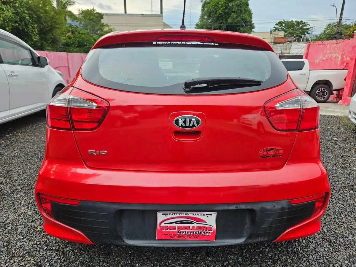 Kia Rio 2015 Rio Hatchback