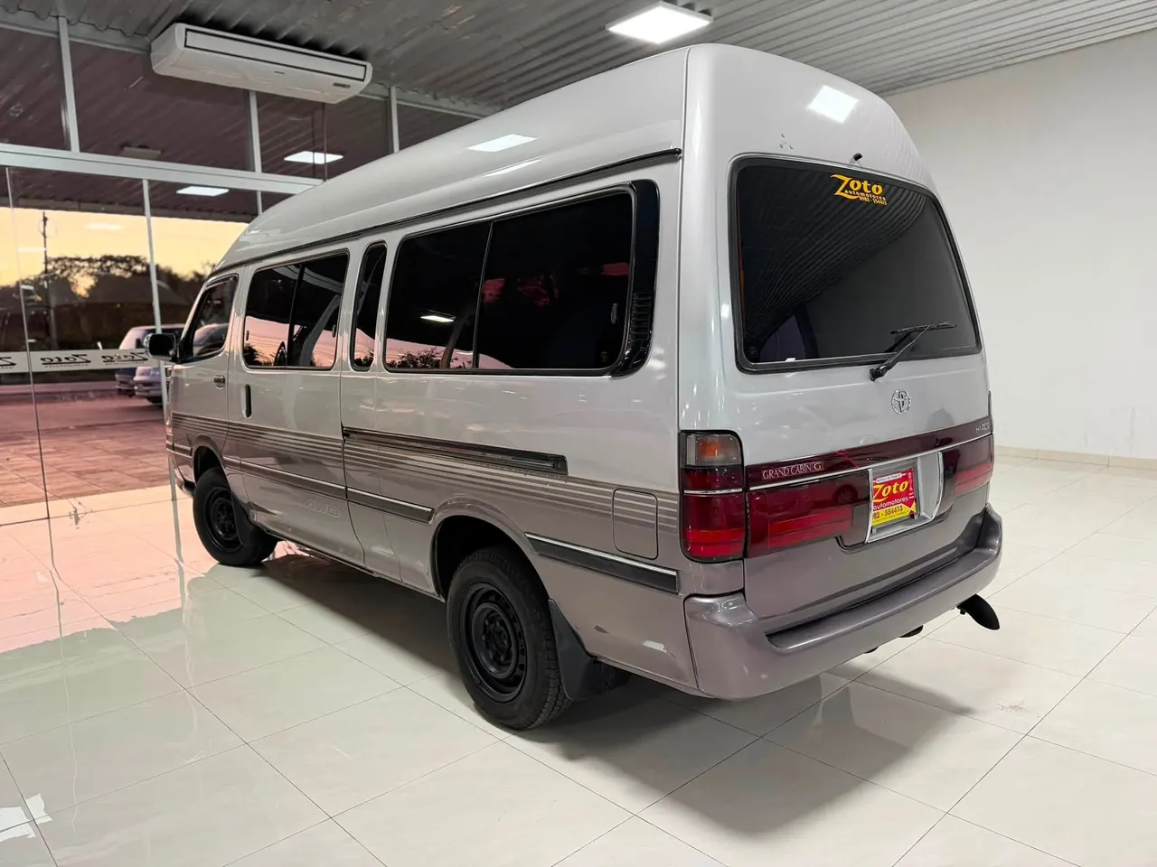Toyota Hiace 1999 GRAND CABIN