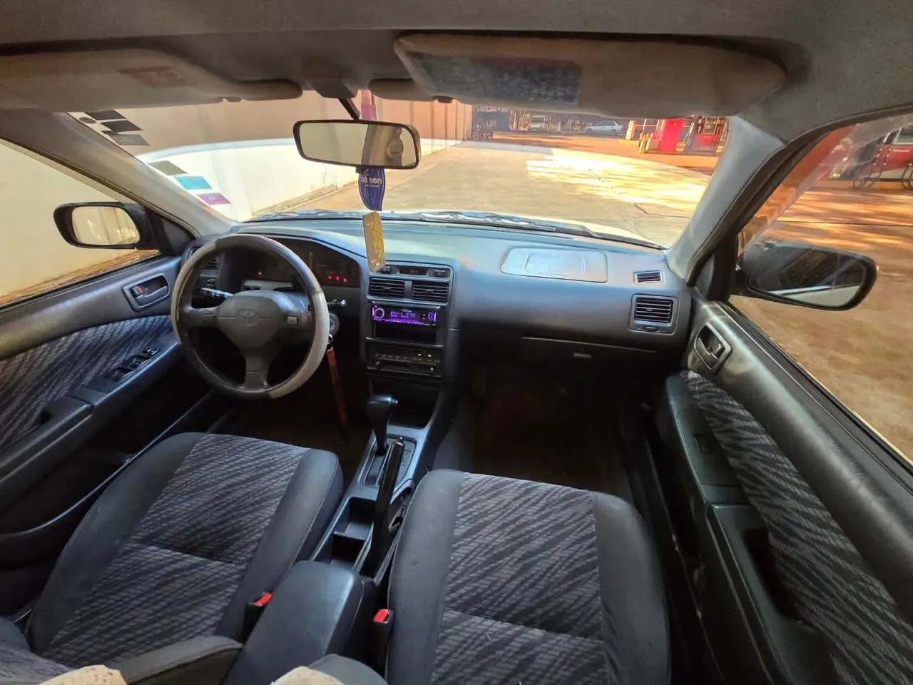 Toyota Premio 1998