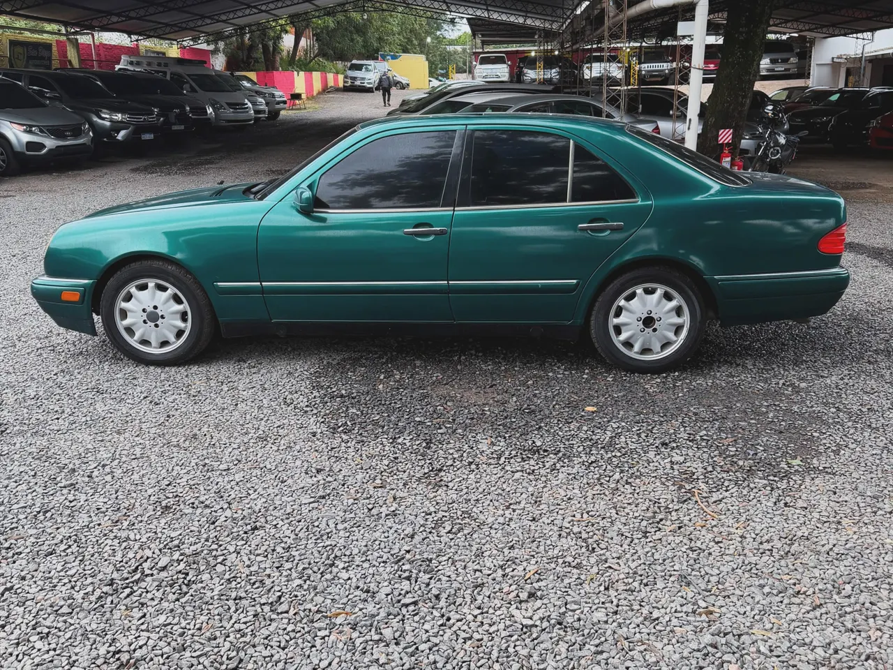 Mercedes-Benz Clase E 1998 E320 – Versión Americana