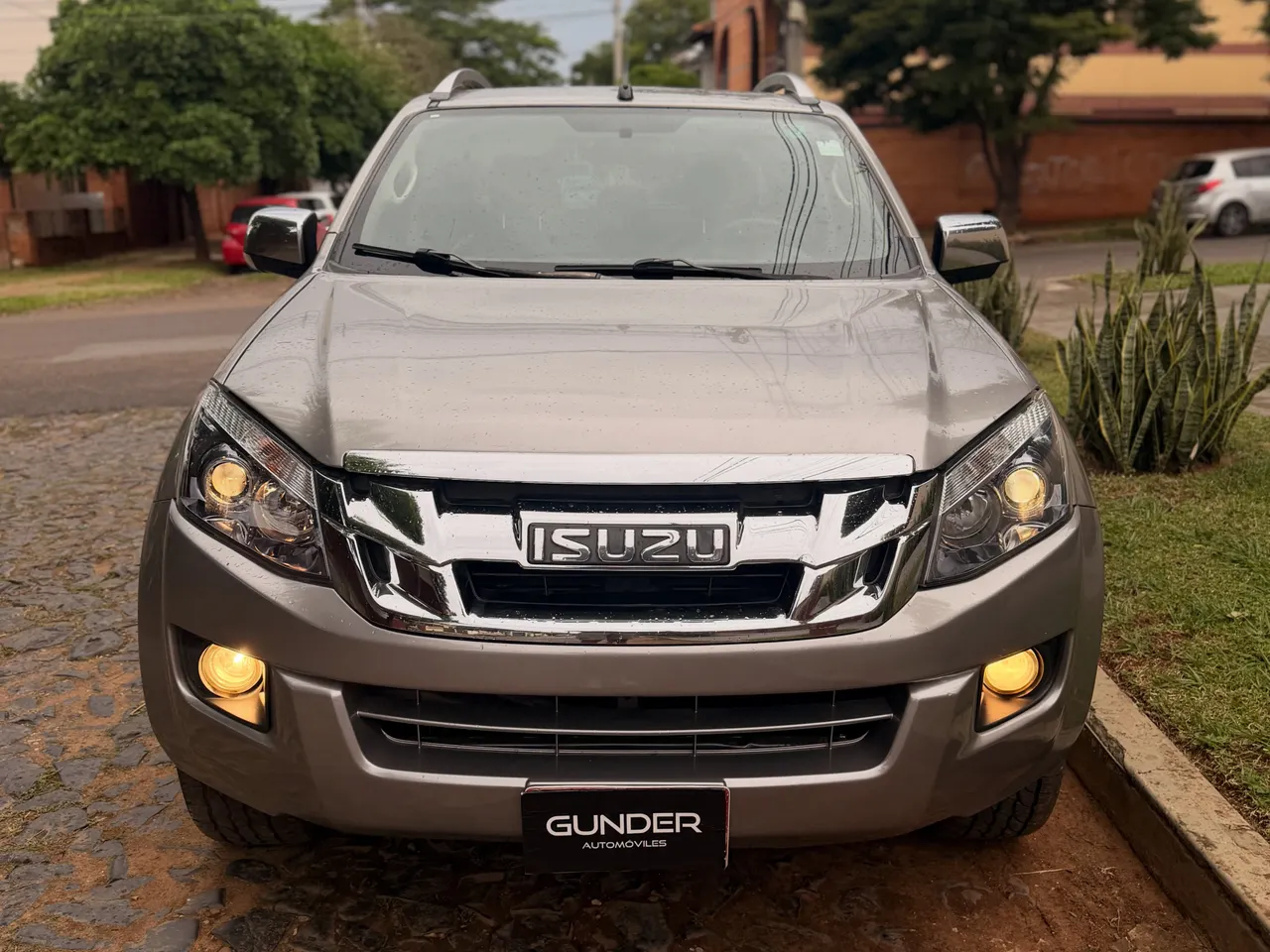 Isuzu D-Max 2016 Full equipo