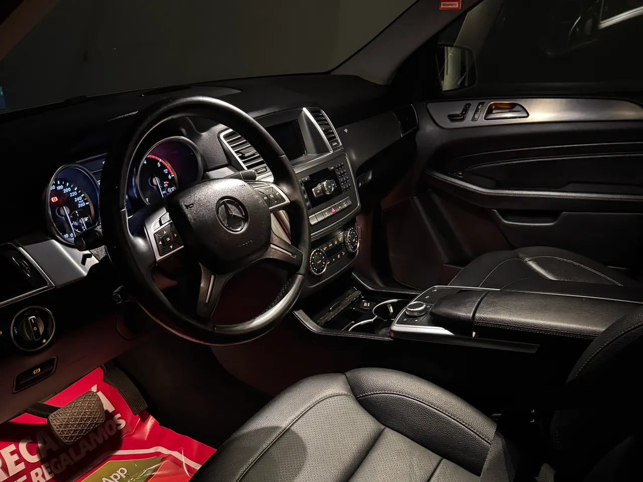 Mercedes-Benz ML 2013 Full
