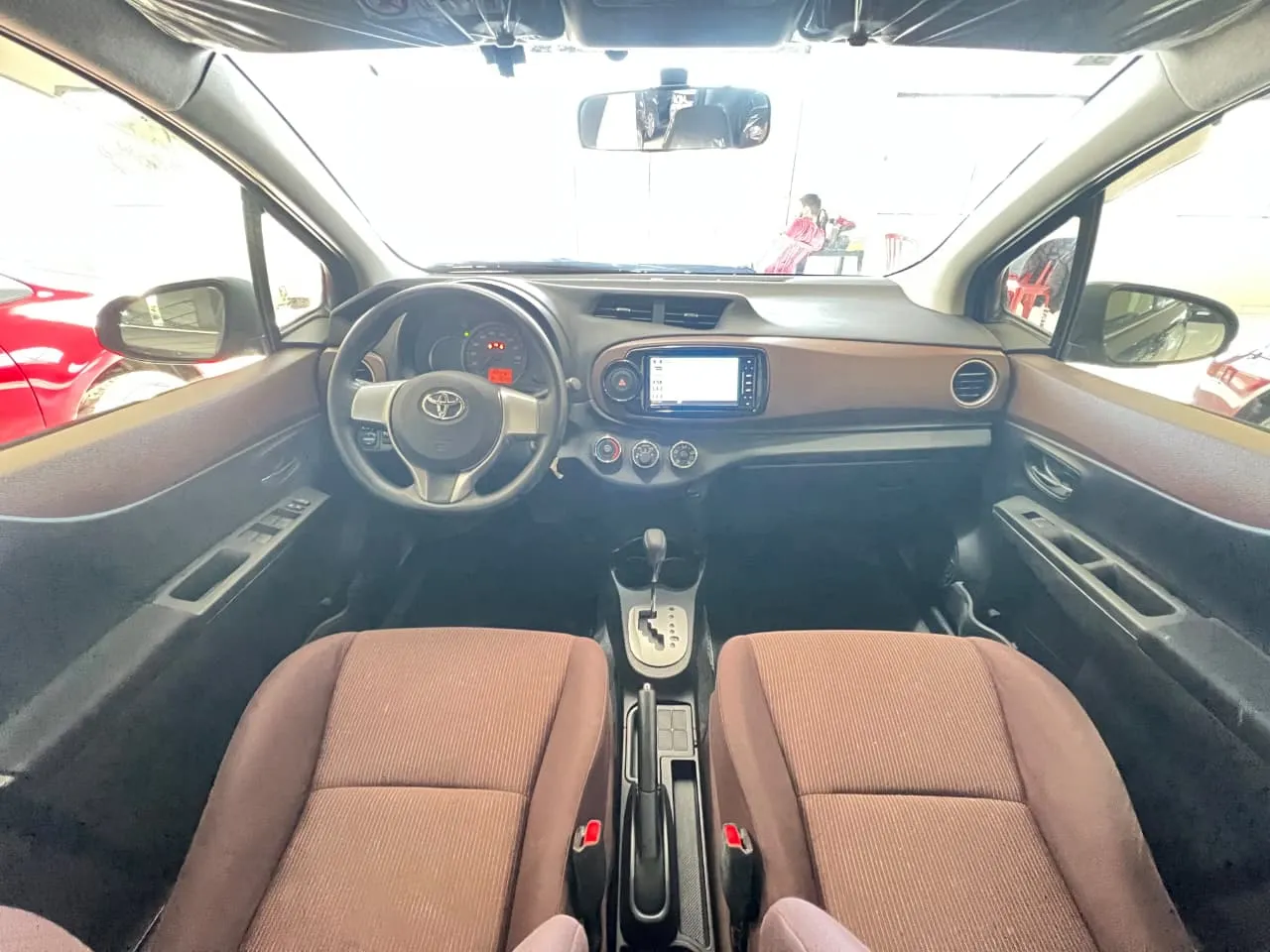 Toyota Vitz 2013