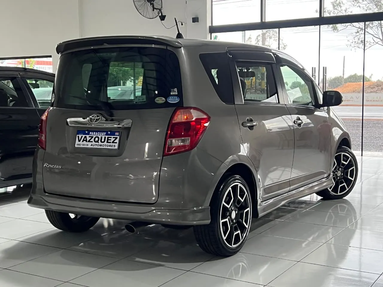 Toyota Ractis 2007