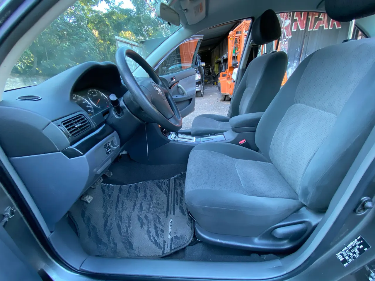 Toyota Allion 2004
