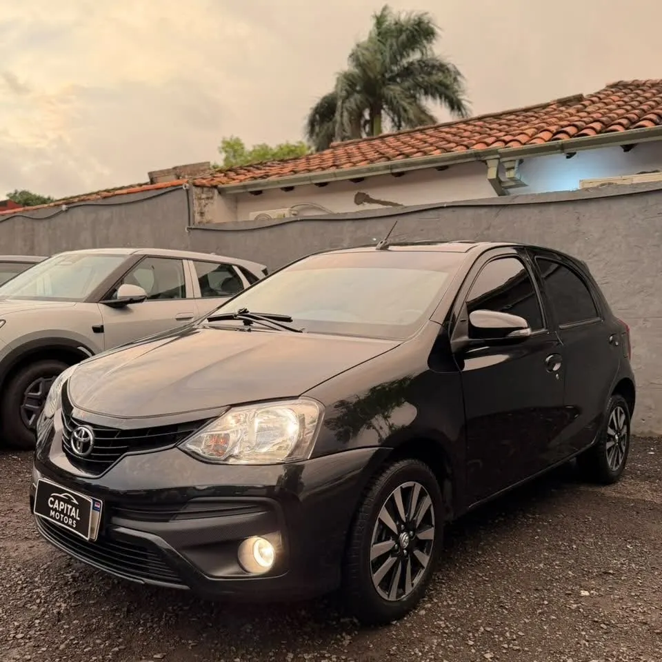 Toyota Etios 2023