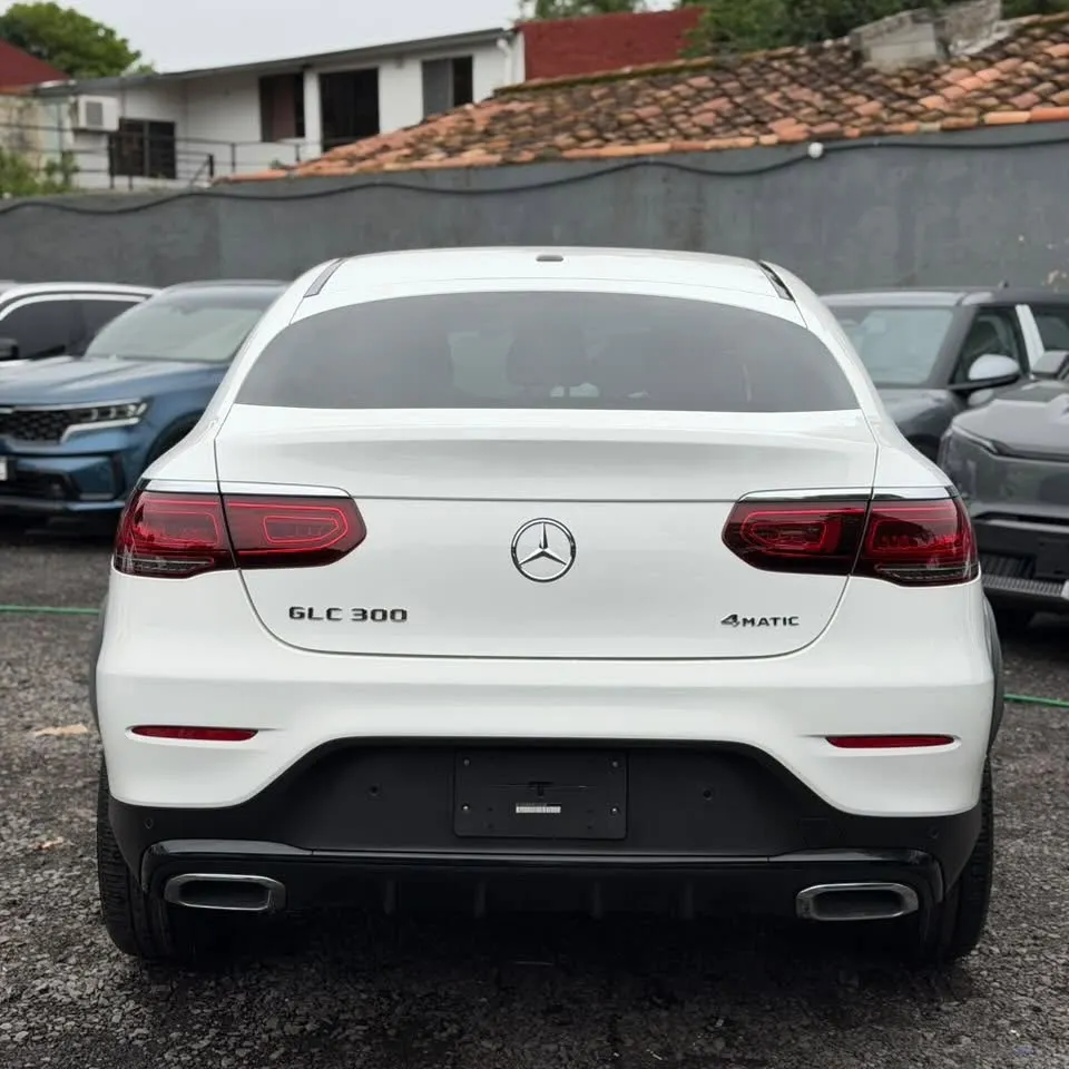 Mercedes-Benz GLC 2023 Look AMG