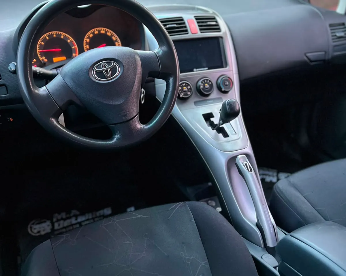 Toyota Auris 2009