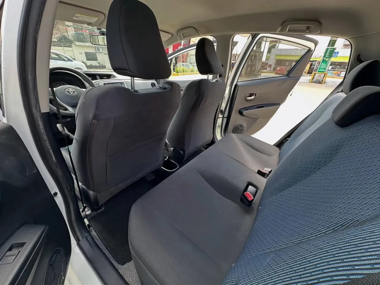 Toyota Vitz 2012 RS