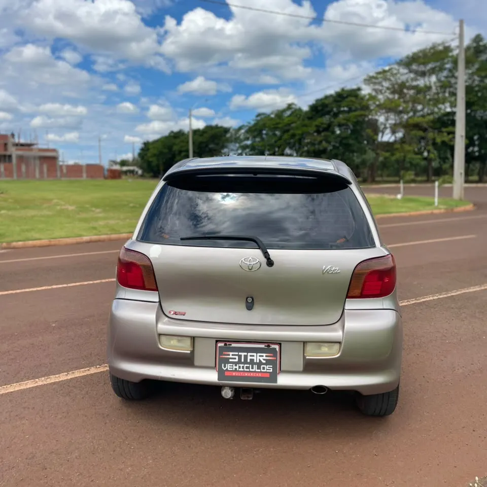 Toyota Vitz 2000 RS