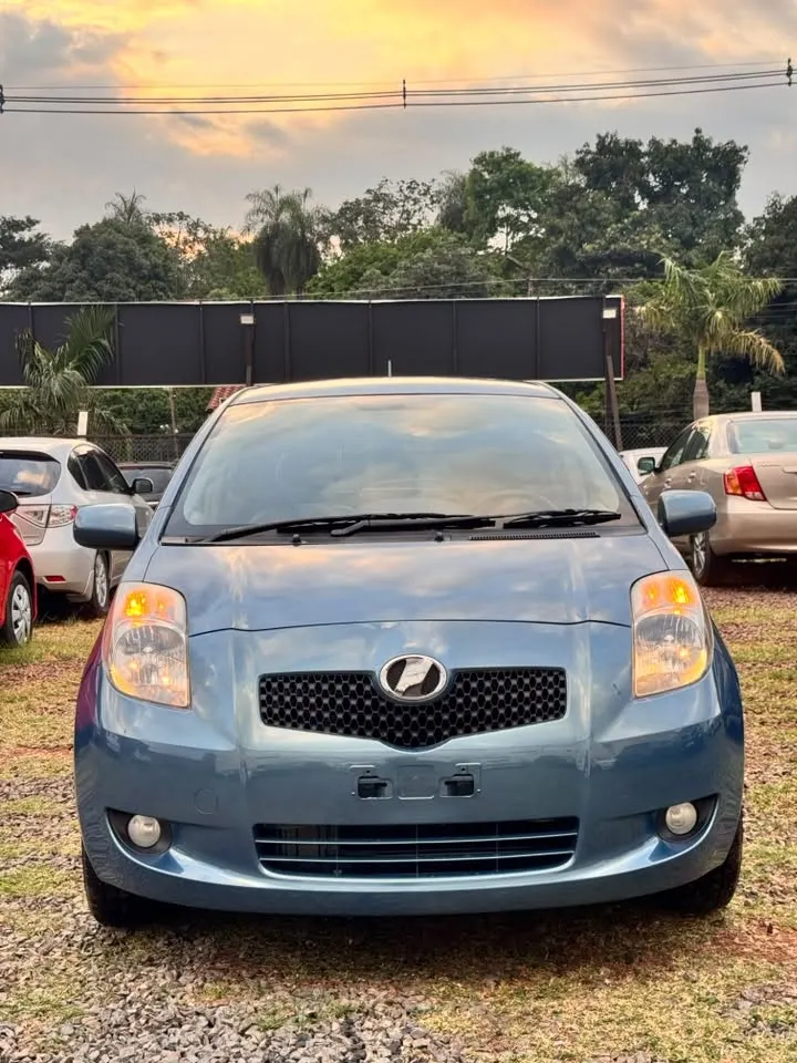 Toyota Vitz 2007