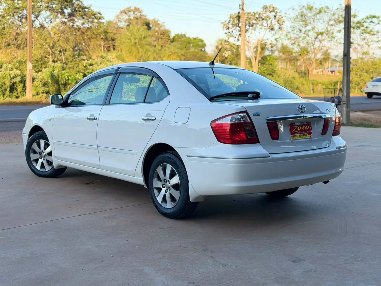 Toyota Premio 2004