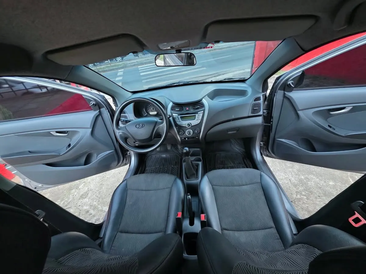 Hyundai Eon 2015