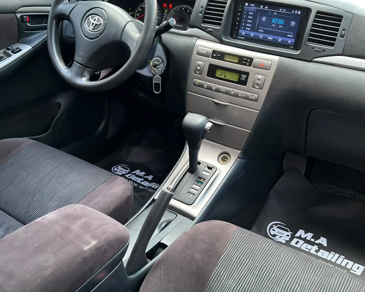 Toyota Runx 2006