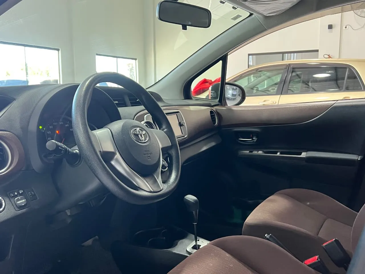 Toyota Vitz 2013