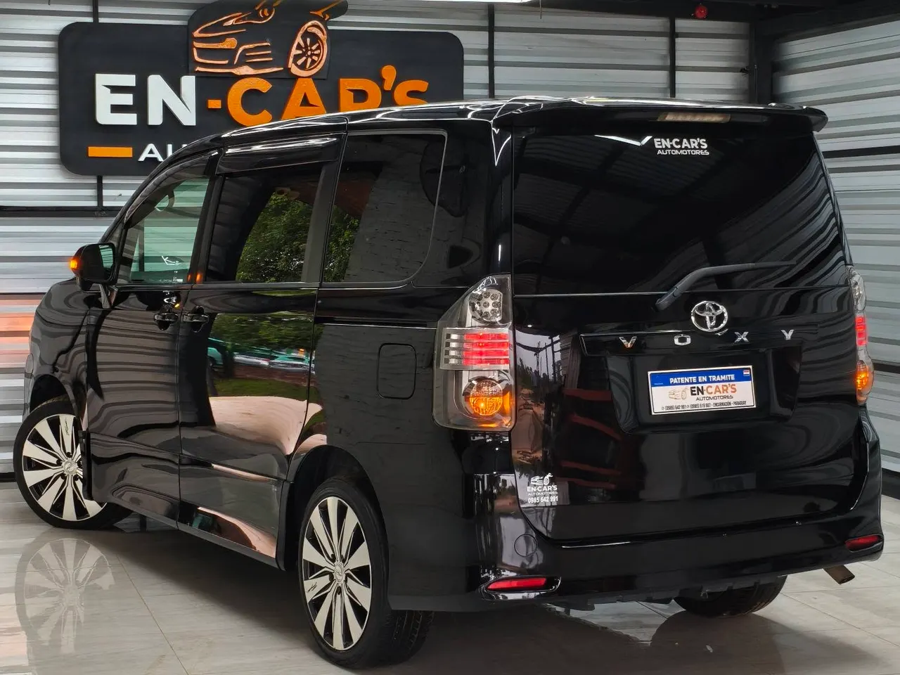 Toyota Voxy 2009