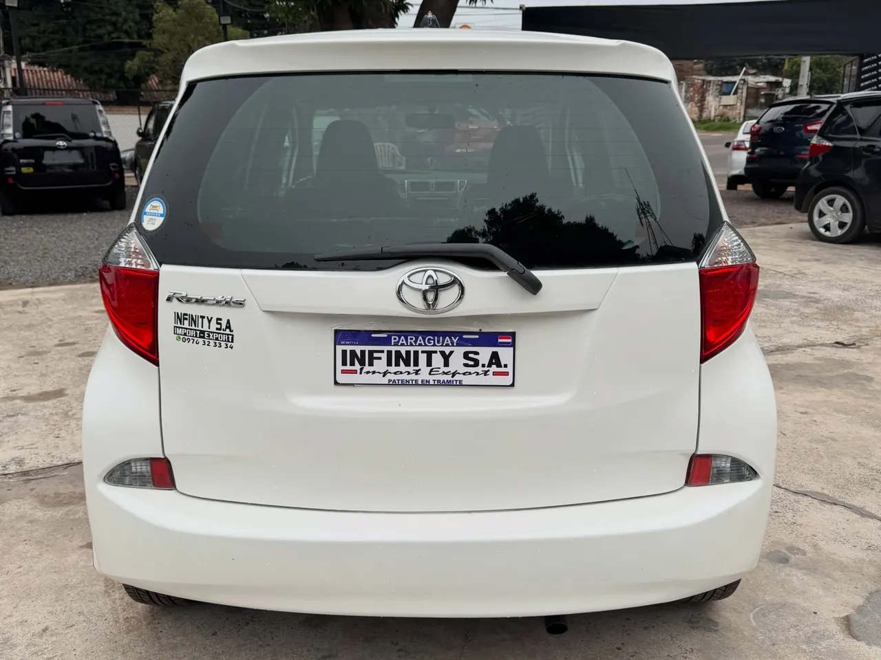 Toyota Ractis 2011
