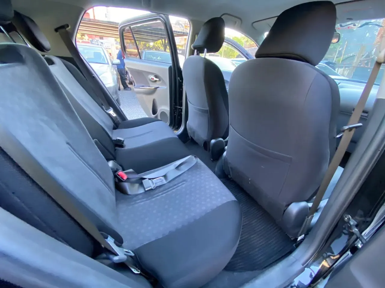 Toyota ist 2008 Full Equipo