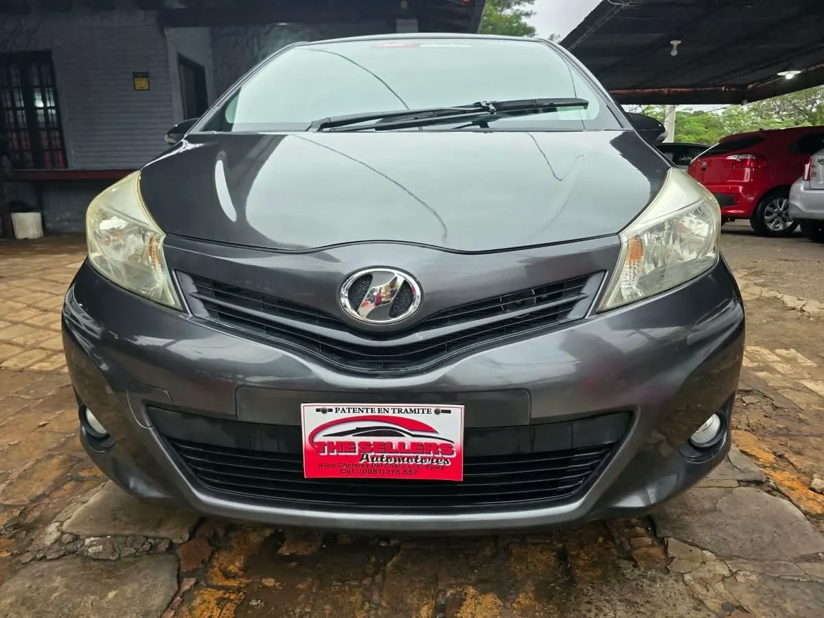 Toyota Vitz 2013 New Vitz 2013/12
