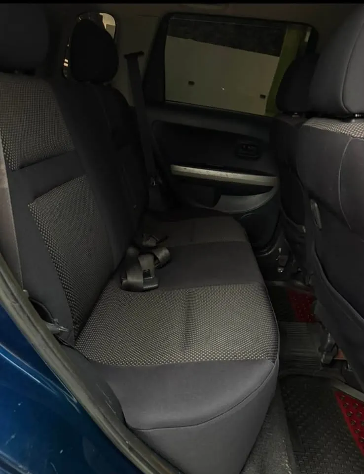 Toyota ist 2004