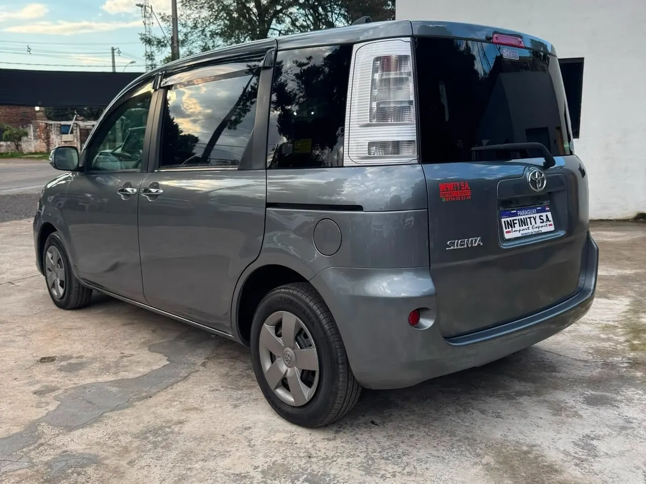 Toyota Sienta 2014 Full Equipo