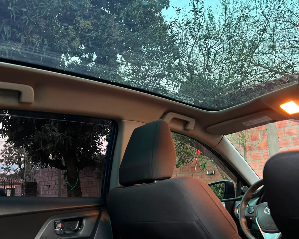 Toyota Auris 2015