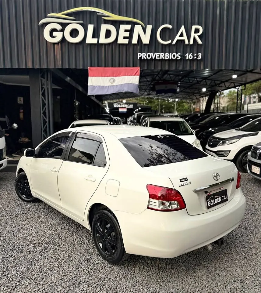 Toyota Belta 2007