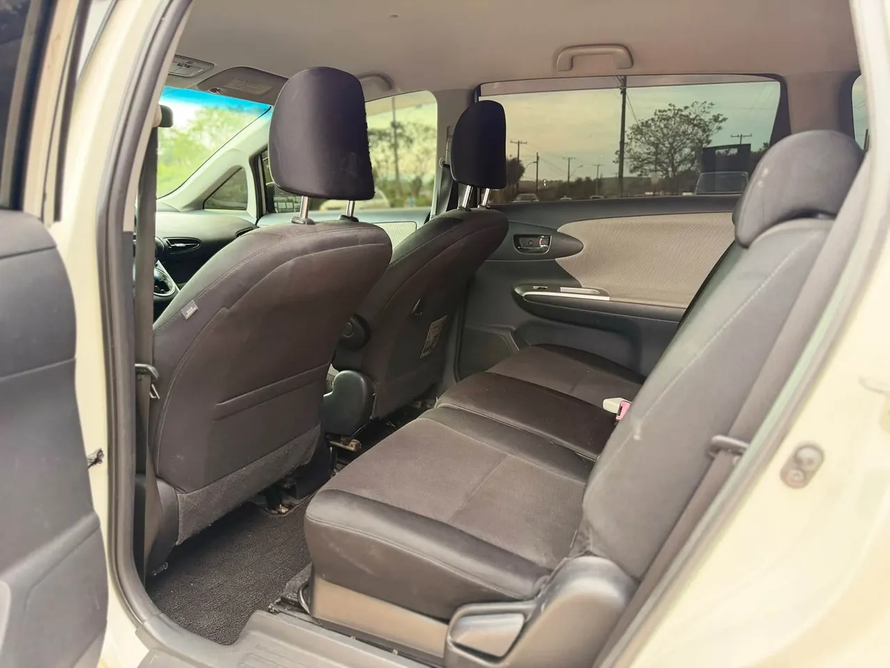 Toyota Wish 2010 R