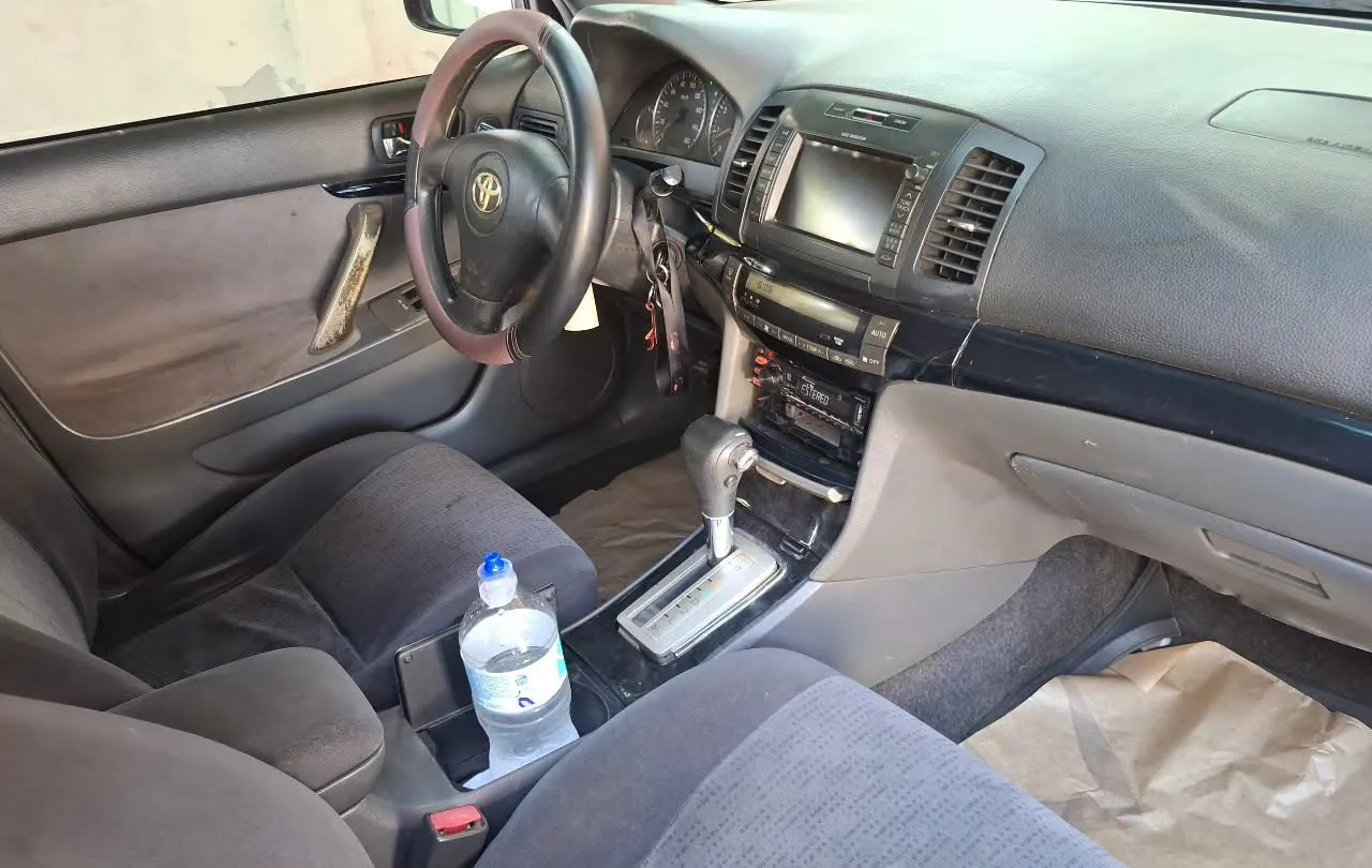 Toyota Allion 2004
