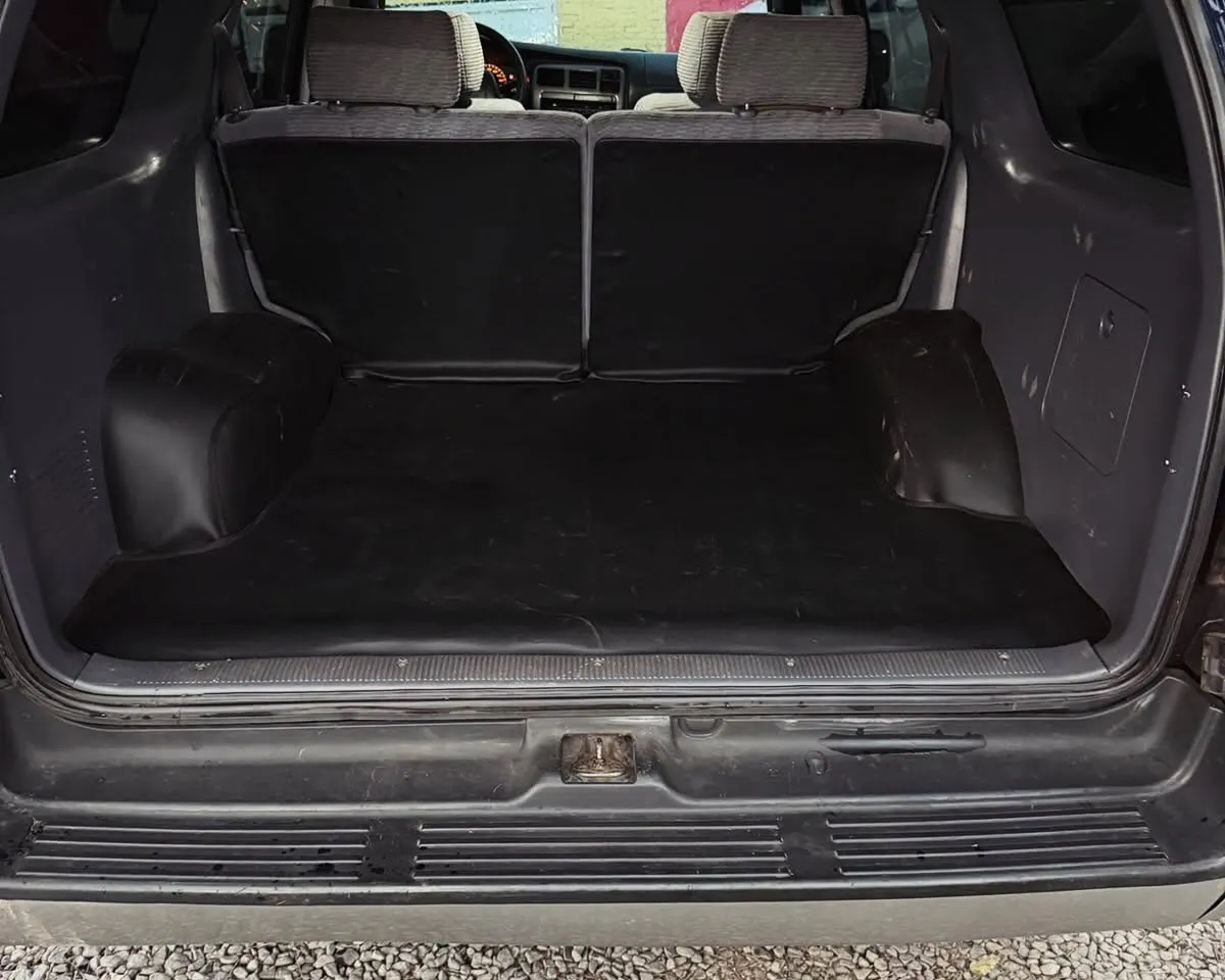 Toyota Hilux Surf 1997 3.0 1KZ – bomba sencilla