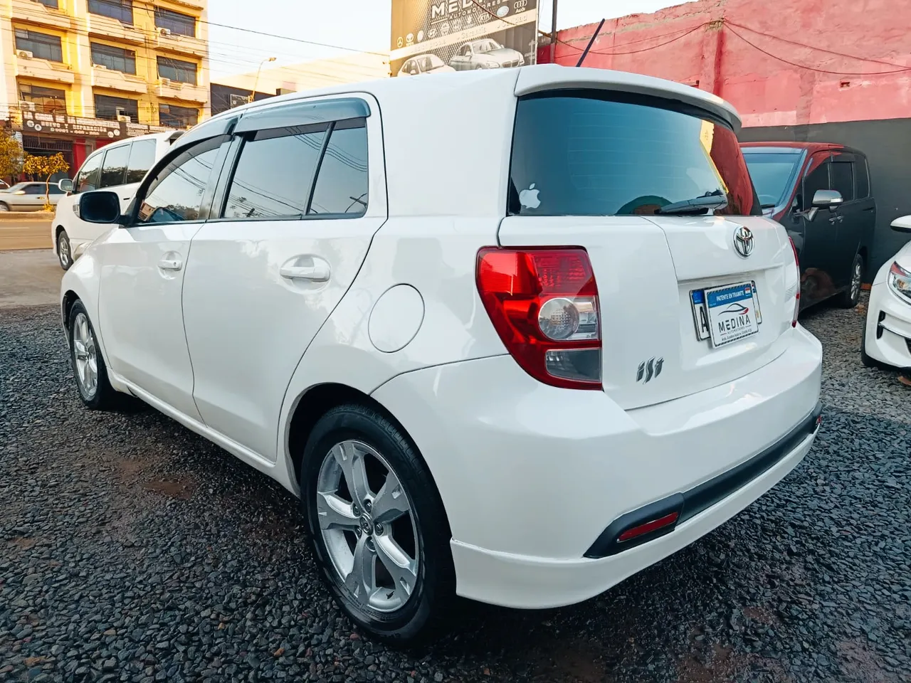 Toyota ist 2007
