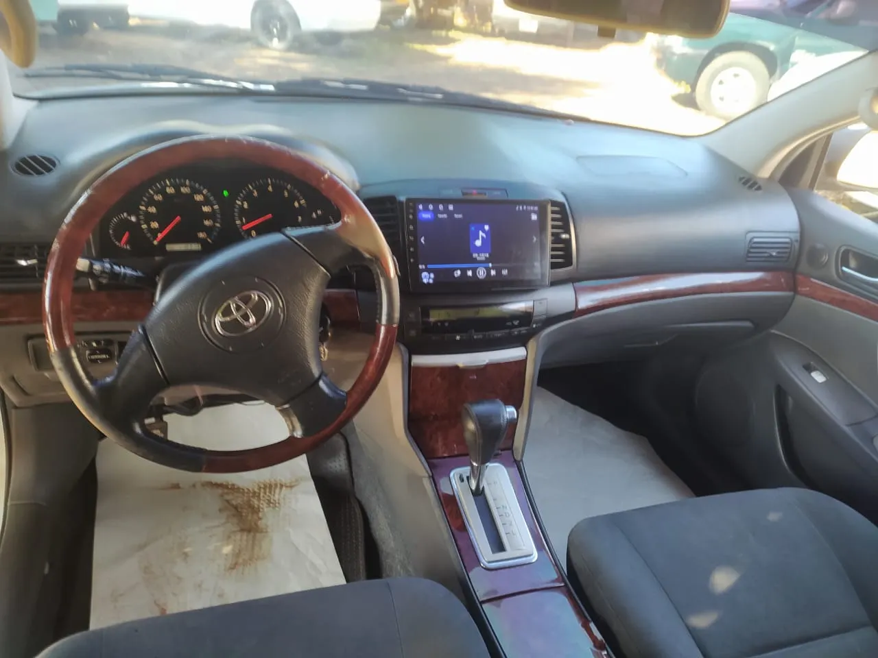 Toyota Allion 2004 1