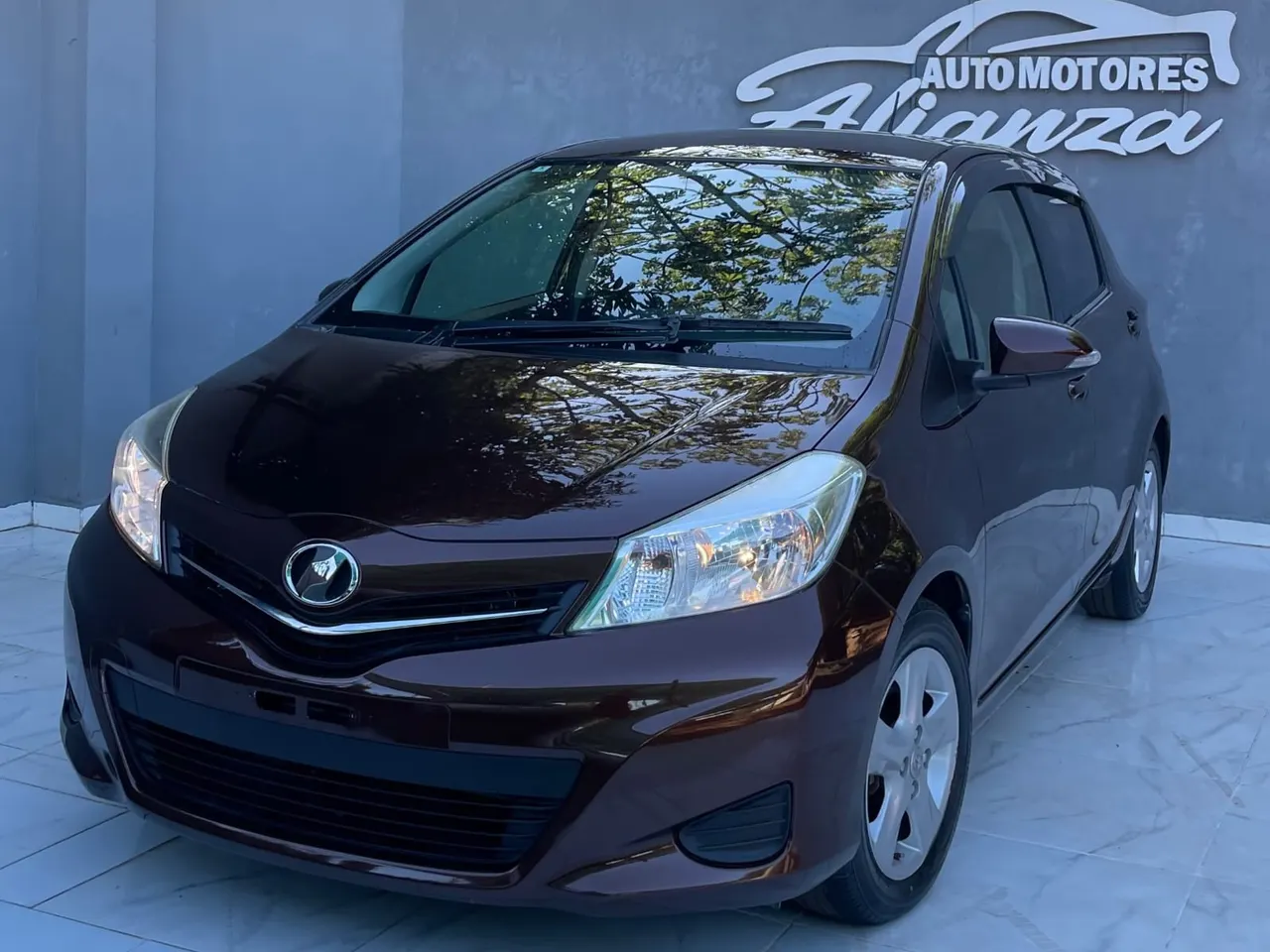 Toyota Vitz 2012
